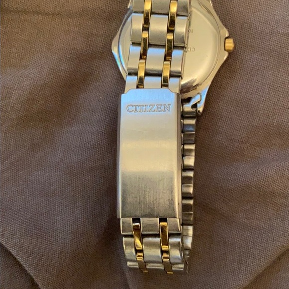 Citizen Women’s Watch - Picture 3 of 4